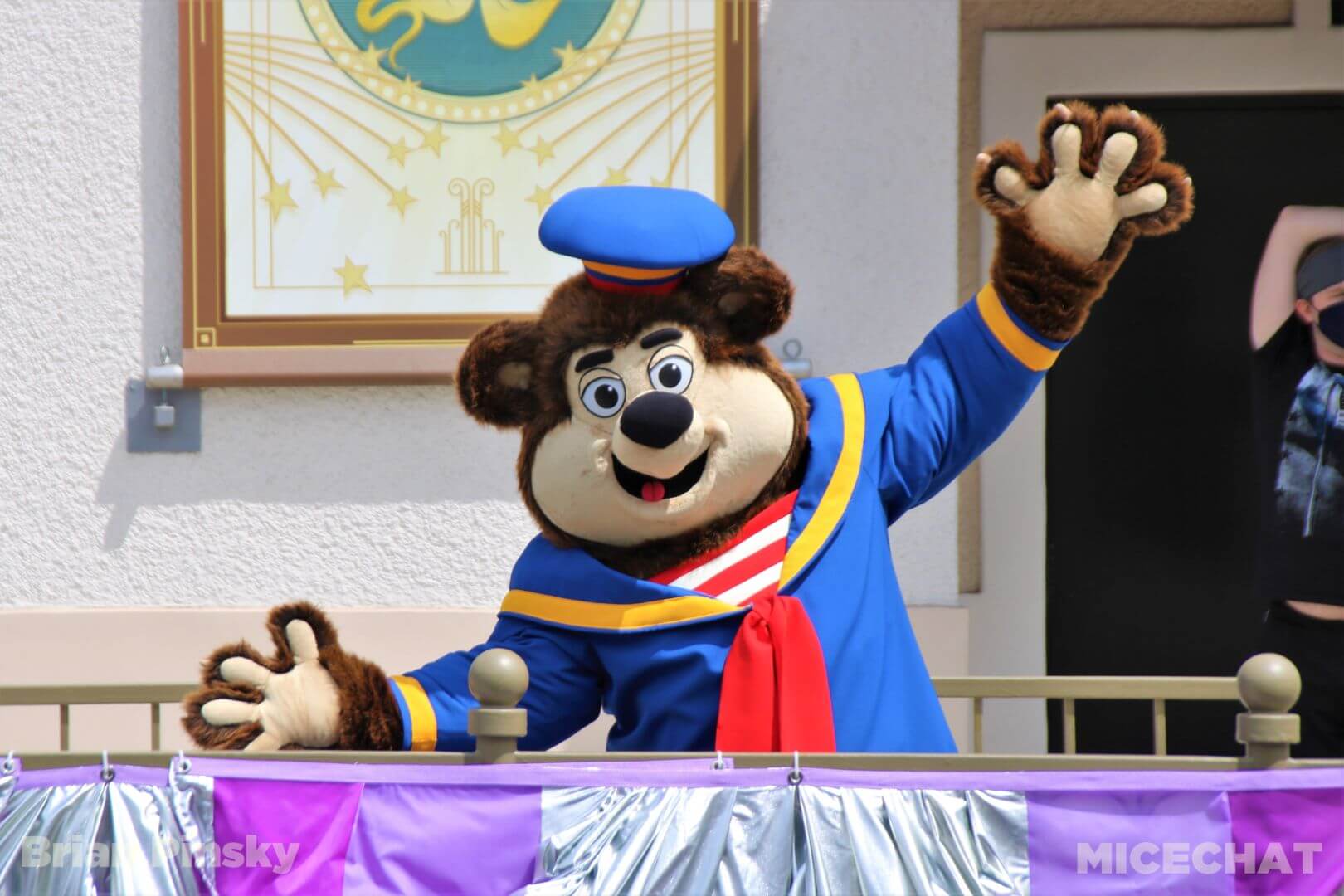 , Knott’s Berry Farm 100th Anniversary Harvests Music and Nostalgic Fun