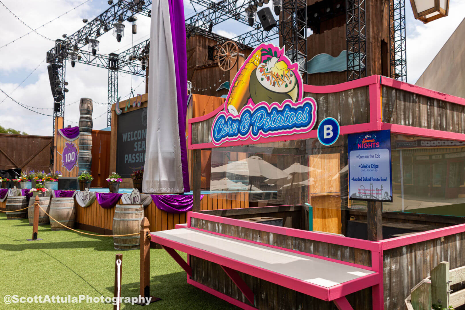 , Knott’s Berry Farm 100th Anniversary Harvests Music and Nostalgic Fun
