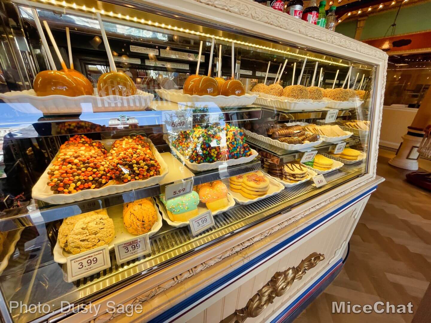 , Disneyland Update Part 2 – Flying High Over ToonTown, Construction, Sweet Treats