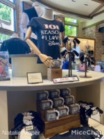 disneyland-world-of-disney-101-dalmatians-merchandise-display
