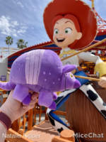 pixar-pier-bullseyes-stampede-prizes-armadillo-plush