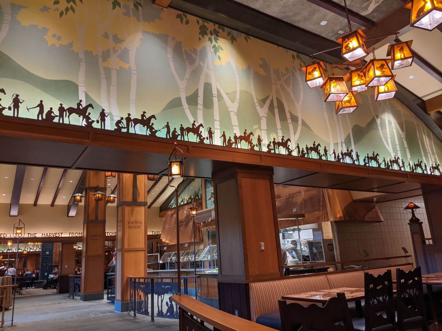 , Disneyland Storytellers Cafe Offers New Family-Style Dining