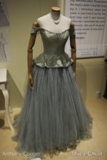 40_Heroes_and_Villains_Cinderella5