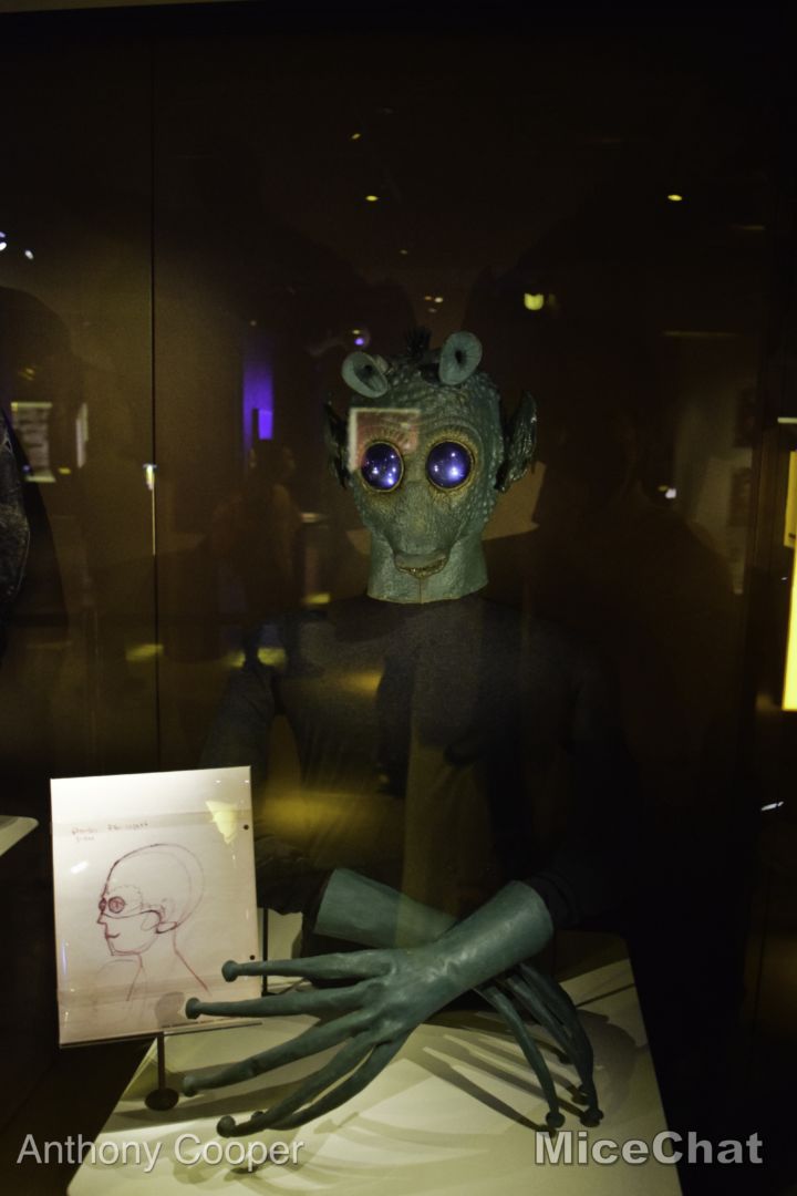 , Disney Magic Shines at MoPop Heroes &#038; Villains Costume Exhibit