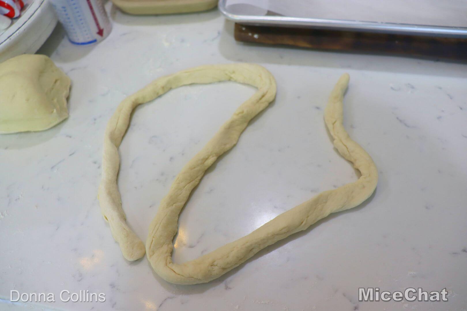 , The Disney Dish – Amazing Copycat Jock Lindsey’s Loaded Pretzel Recipe