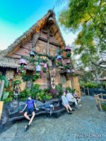 Disneyland Adventureland Tiki Room patio-micechat