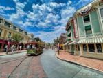 Disneyland Main Street Trolly 1pm-micechat