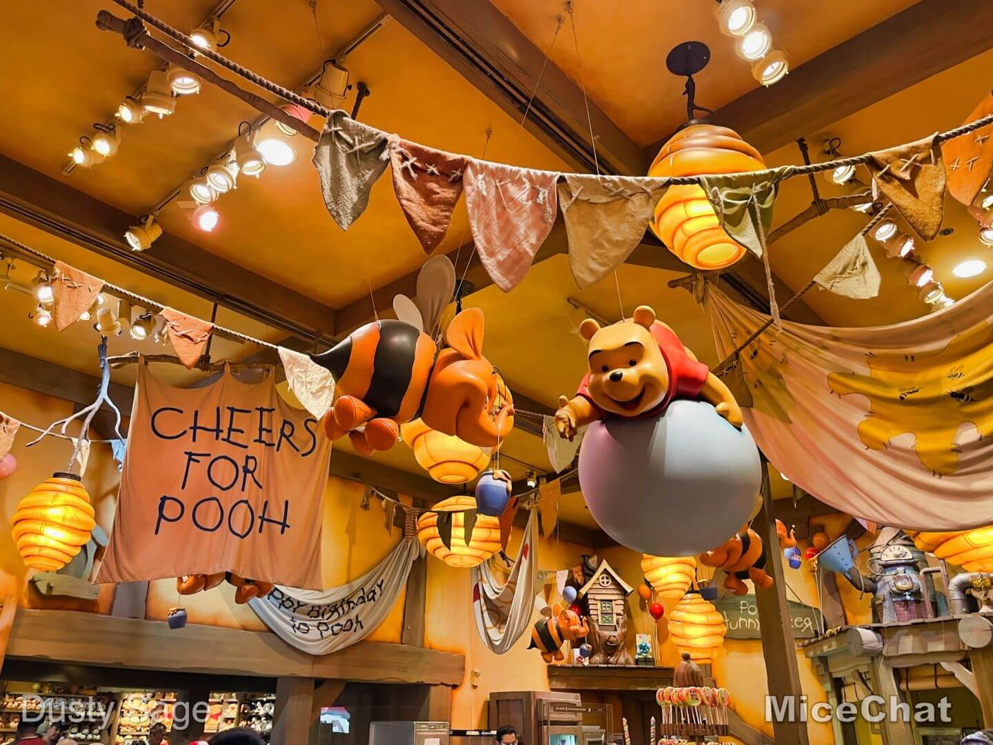 , Disneyland Recipes: Pooh’s Corner Peanut Butter Squares!