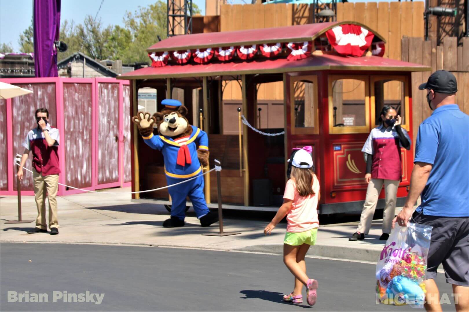 , Happiness is… A Knott’s Berry Farm Update!