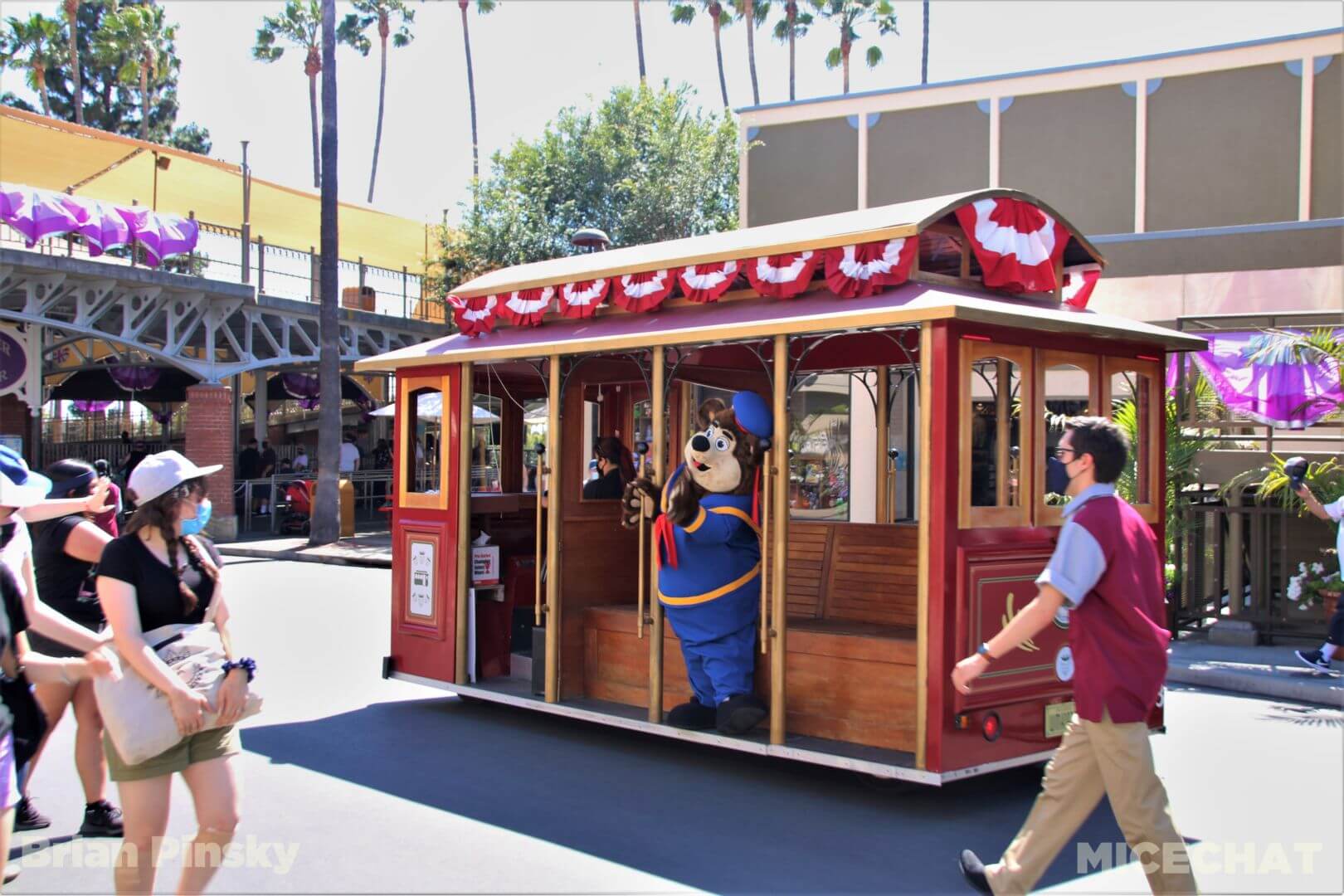 , Happiness is… A Knott’s Berry Farm Update!