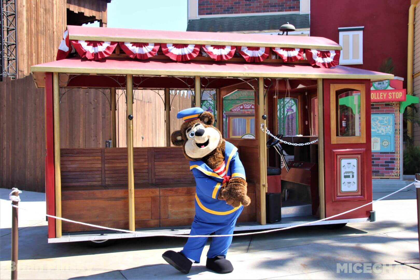 , Happiness is… A Knott’s Berry Farm Update!