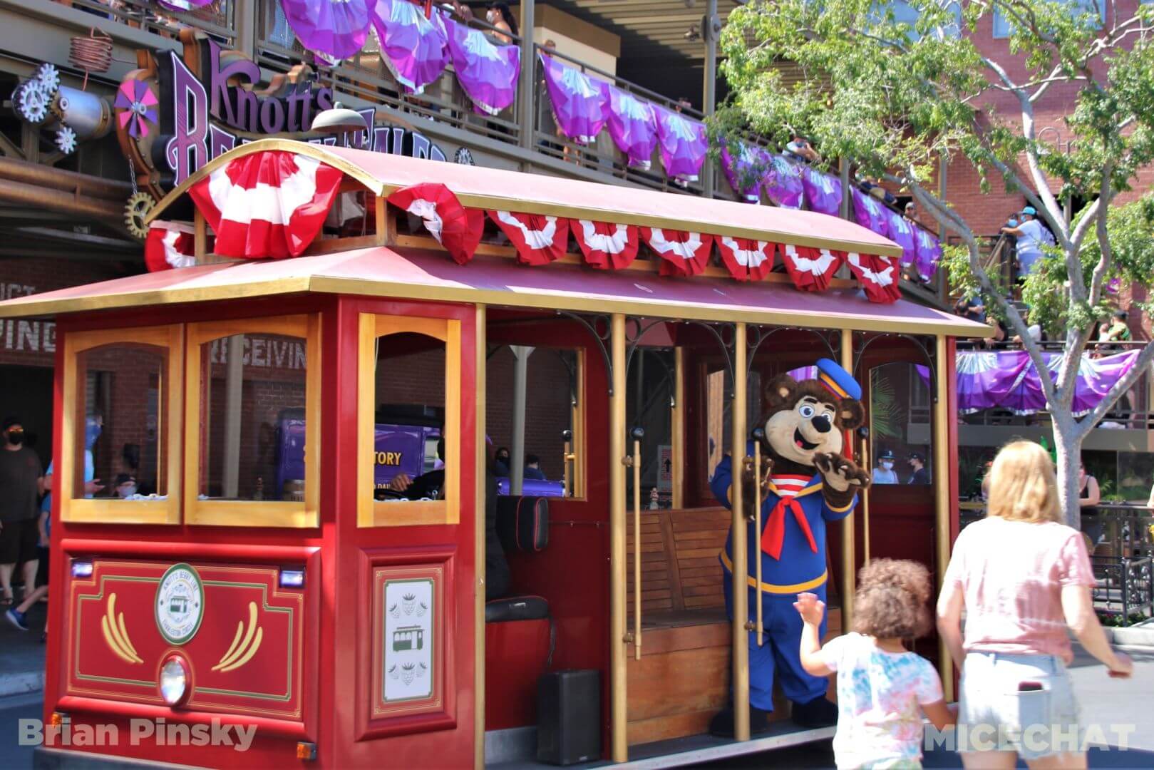 , Happiness is… A Knott’s Berry Farm Update!