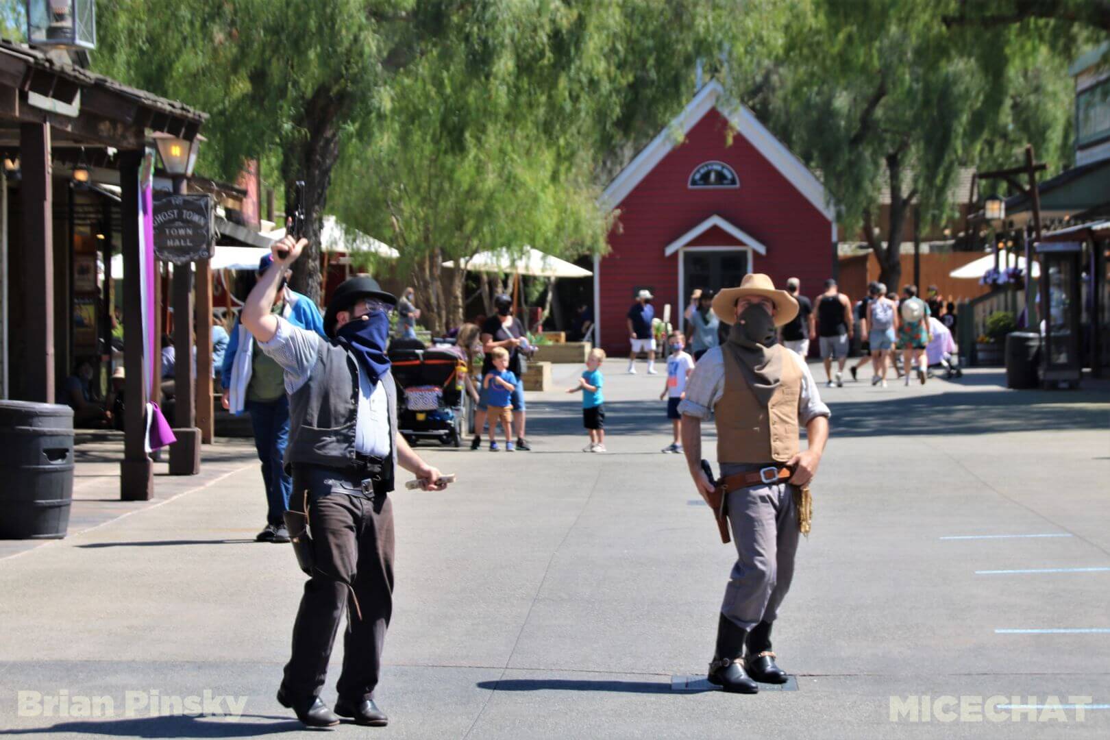 , Happiness is… A Knott’s Berry Farm Update!