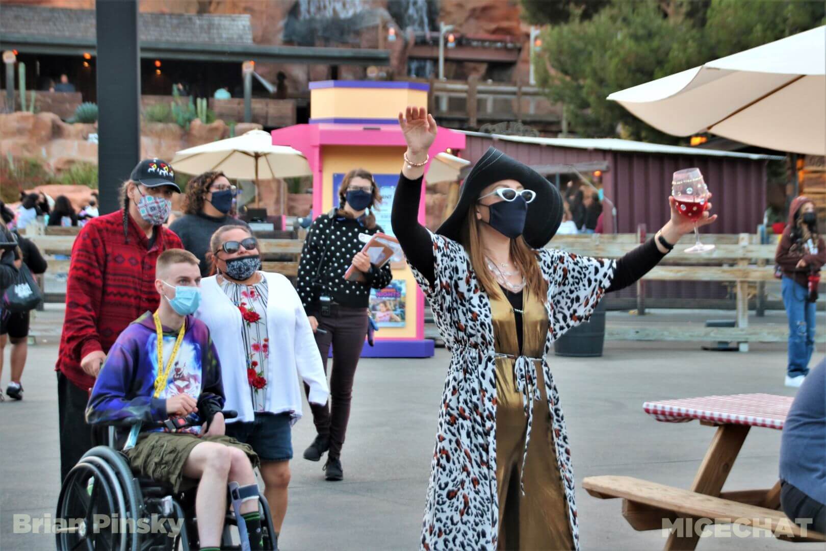 , Happiness is… A Knott’s Berry Farm Update!