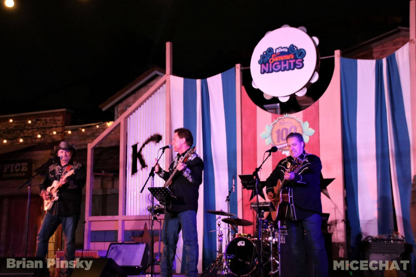 , Happiness is… A Knott’s Berry Farm Update!
