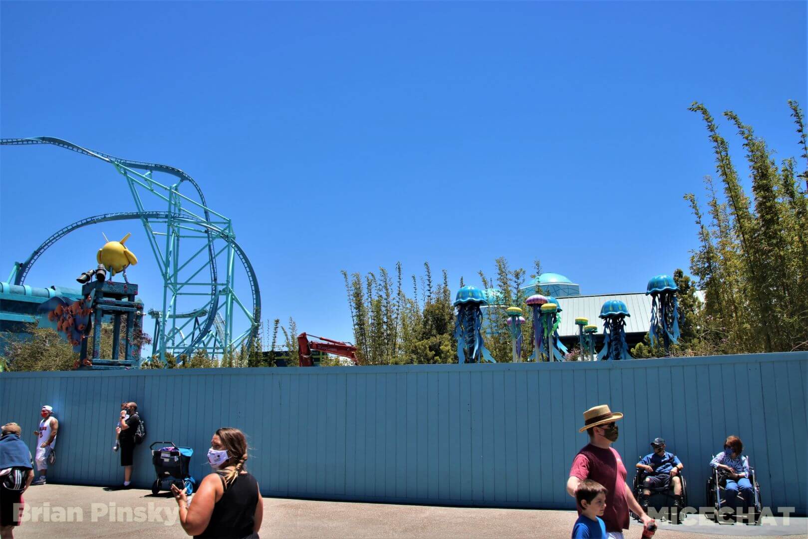 , SeaWorld San Diego Update: Electric Ocean Illuminates the Night