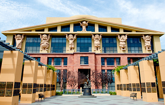 , Breaking News: Disney to Require COVID Vaccines for Employees!