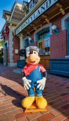 Disneyland Engineer Mickey Mouse Standing Train Platform