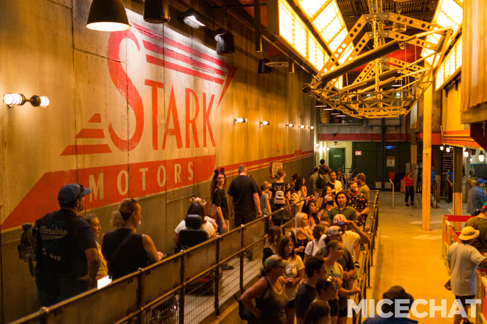 , Disneyland Update – Uncertainty Returns to Packed Parks