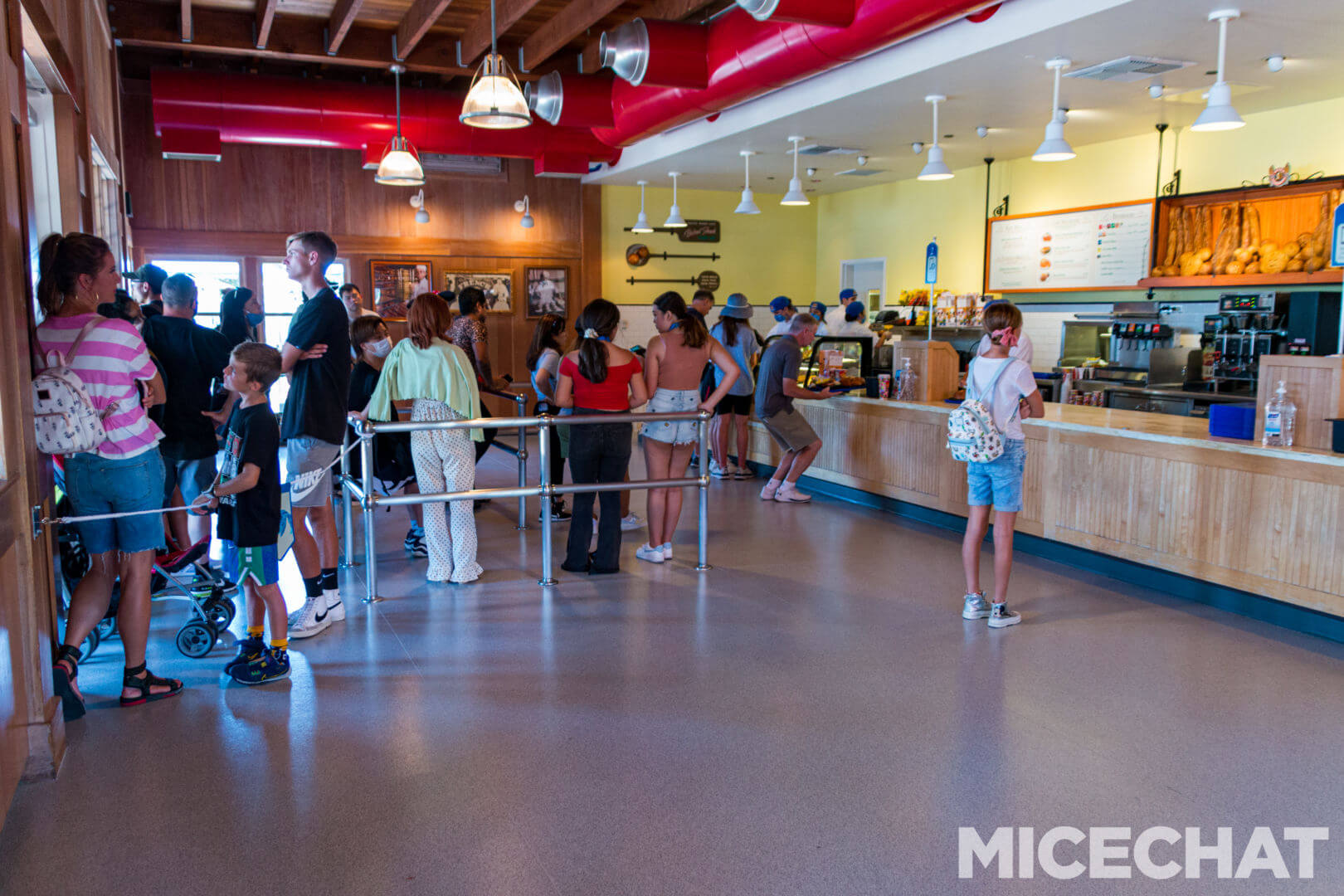 , Disneyland Update – Uncertainty Returns to Packed Parks