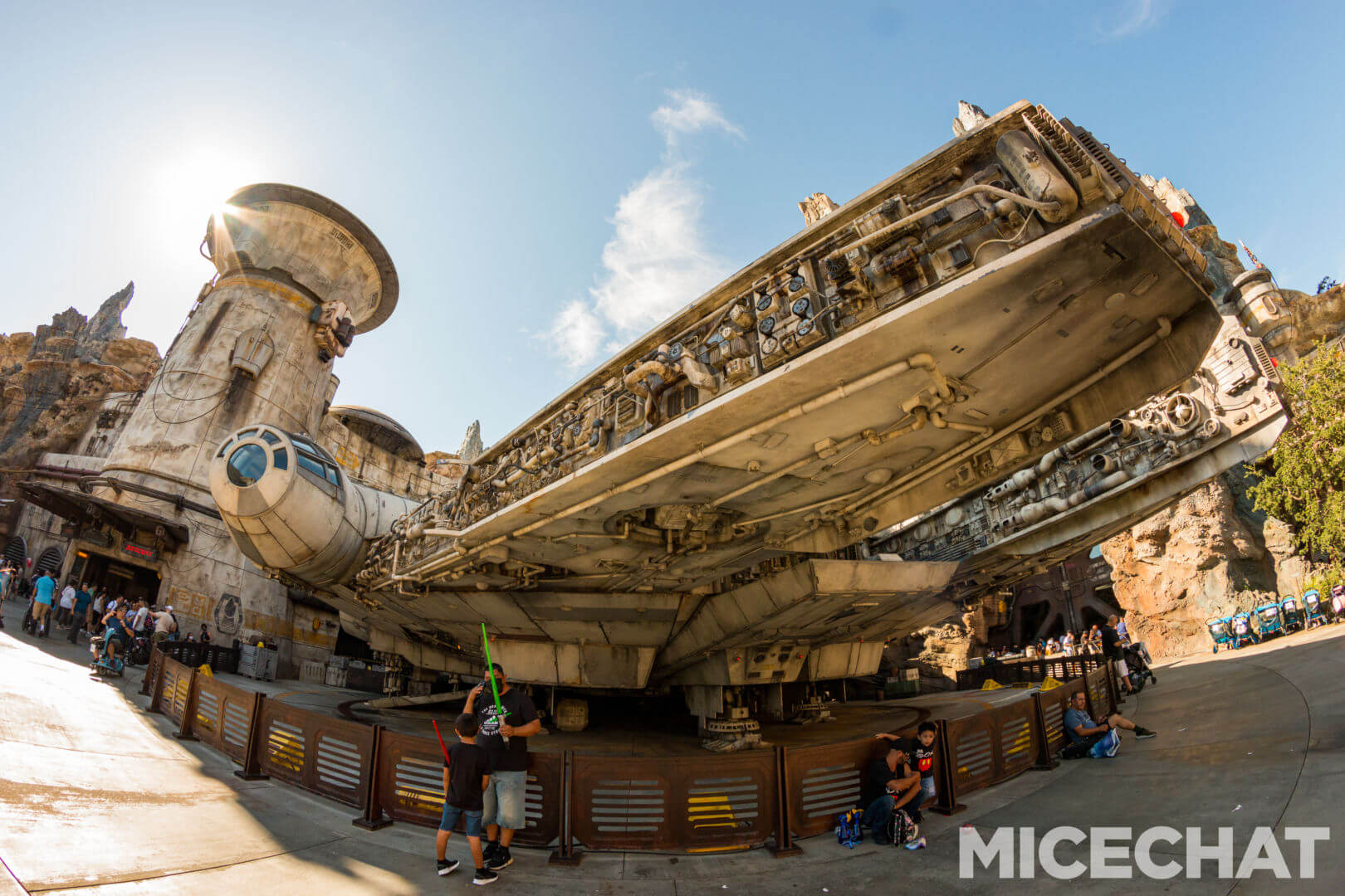 , Disneyland Update – Uncertainty Returns to Packed Parks