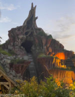 MiceChat – Disneyland – Critter Country – Splash Mountain – Sunset – Lighting Issue