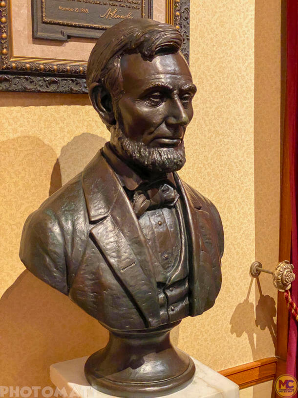 , Disneyland Update – Red, White & BOO!