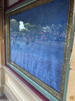 MiceChat – Disneyland – Main Street – Emporium – Windows – No display