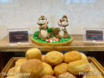 disney-grand-californian-hotel-the-veranda-concierge-lounge-chip-and-dale-display