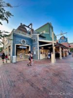 DCA Crowds Pacific Wharf Bakery-micechat