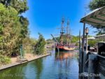 Disneyland Columbia dock-micechat