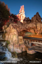 Disneyland_Frontierland_Big Thunder Mountain Railroad_long exposure