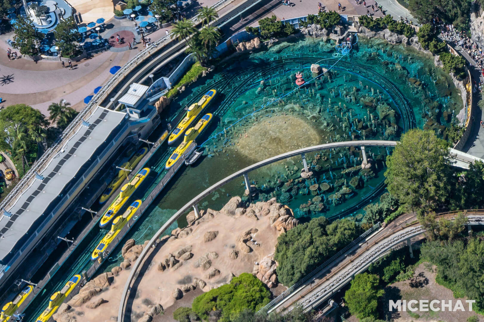 , Disneyland Update: Happy Hauntings and Magic Keys Clogged