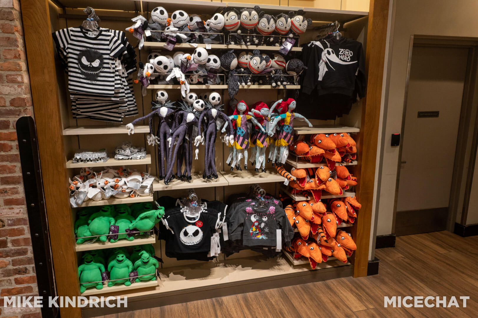 , Disneyland Merchandise Update: Spooky Beginnings, Mansion &#038; Marvel