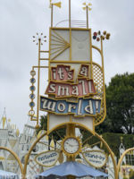 MiceChat – Disneyland – Fastpass Signage – It’s a Small World – 1