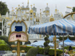 MiceChat – Disneyland – Fastpass Signage – It’s a Small World – 2