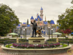 MiceChat – Disneyland-Partners statue and Sleeping Beauty Castle