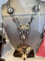 downtown-disney-disney-dress-shop-haunted-mansion-necklace-betsey-johnson