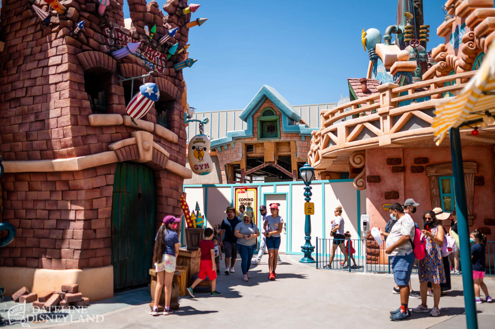 Magic Key, Dateline Disneyland: Magic Keys, Christmas Parties, and Glorious Images