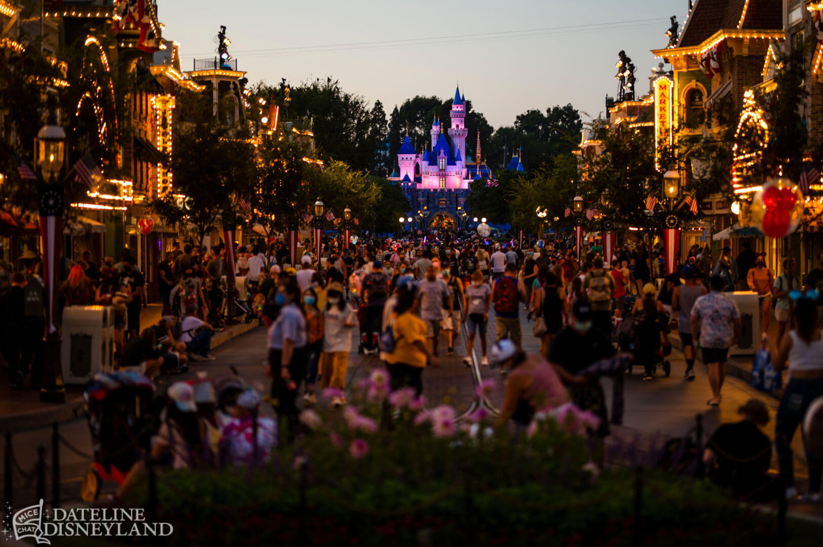 Magic Key, Dateline Disneyland: Magic Keys, Christmas Parties, and Glorious Images