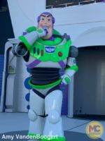 walt disney world buzz lightyear