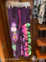 walt-disney-world-disney-parks-halloween-2021-merchandise-disney-villains-lounge-pants