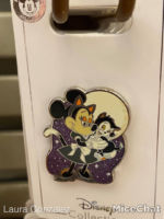 walt-disney-world-disney-parks-halloween-2021-merchandise-minnie-pin