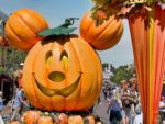 Disneyland Main Street Mickey Pumpkin-micechat