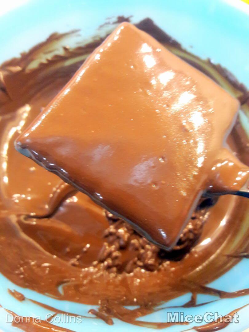 , Disneyland Recipes: Pooh’s Corner Peanut Butter Squares!