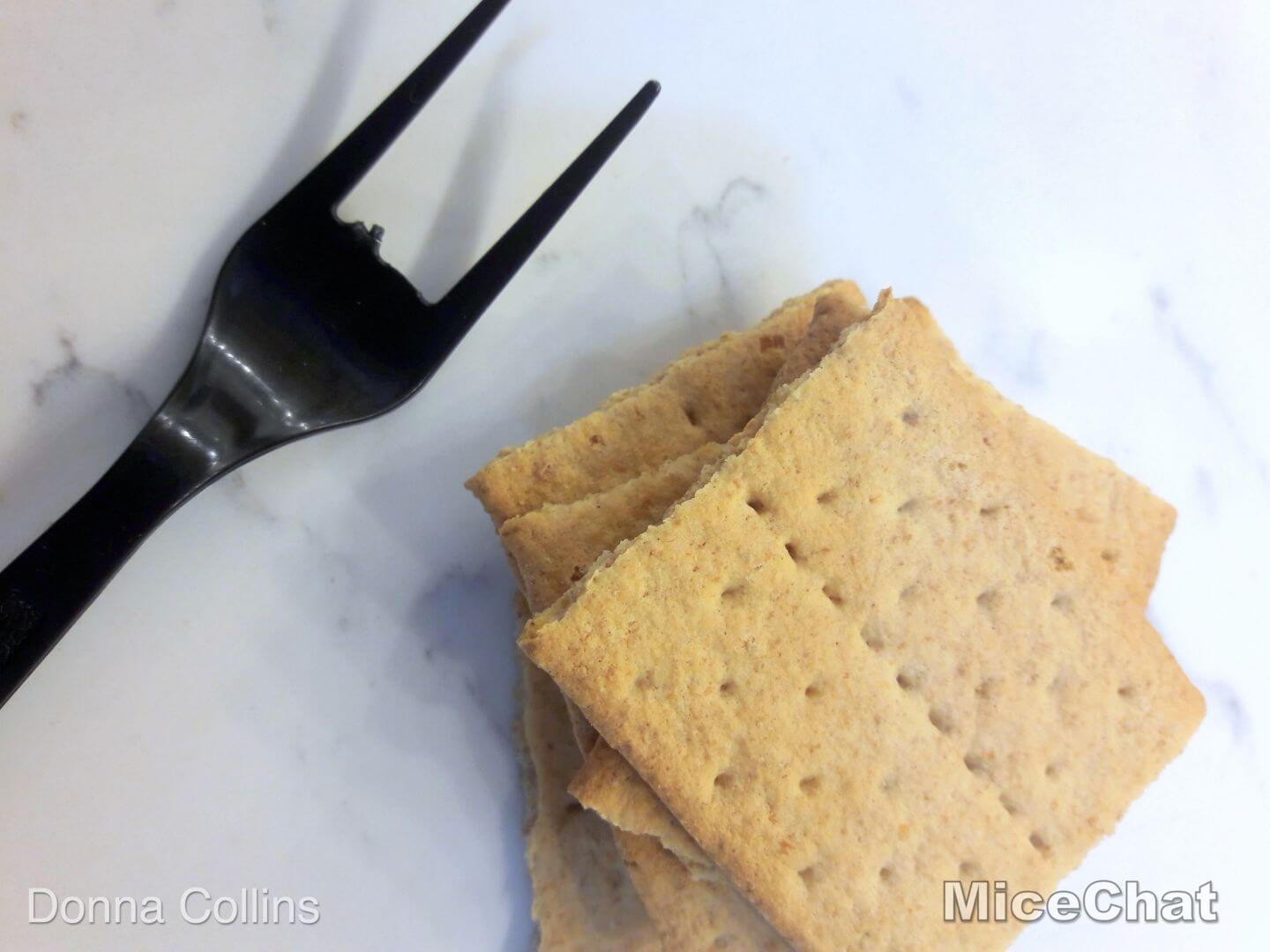 , Disneyland Recipes: Pooh’s Corner Peanut Butter Squares!
