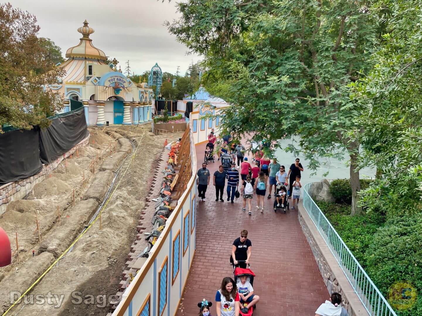 , Disneyland Update – Reservations About Reservations As Parks Fill Up