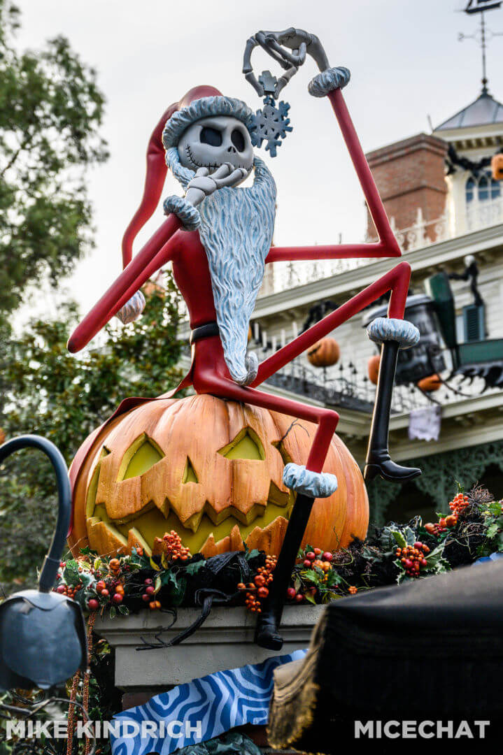 , Disneyland Update – Reservations About Reservations As Parks Fill Up