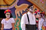 Knotts Spooky Farm_Dia de Los Muertos Vivir_Singing