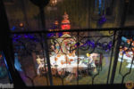 MiceChat – Disneyland – Halloween Time -Haunted Mansion Holiday – On ride – Gingerbread House